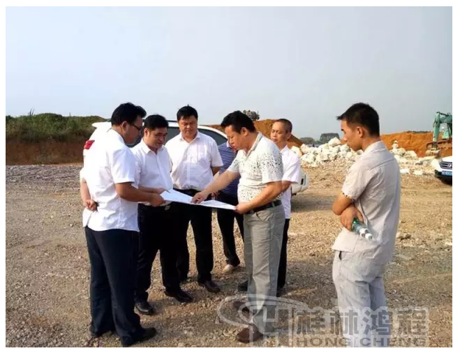重鈣磨粉機(jī)，重鈣，HCH1395，超細(xì)環(huán)輥磨,武宣碳酸鈣