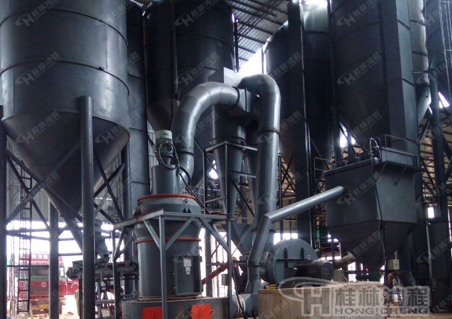 桂林鴻程新型磨粉設(shè)備，螢石雷蒙機(jī),螢石雷蒙磨,80-800目螢石雷蒙磨粉機(jī)：HCQ系列改進(jìn)型磨粉機(jī)HCQ1500