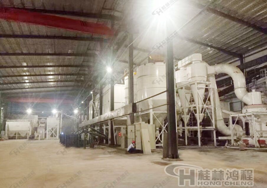 滑石粉，滑石粉碎設(shè)備，磨粉設(shè)備，磨粉機(jī)，雷蒙機(jī)