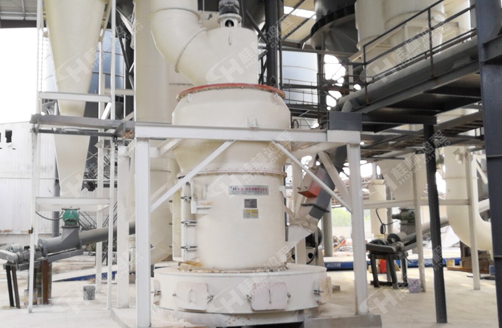 200目電廠石灰石粉磨設備安徽廣德縣HC1500擺式雷蒙磨粉機生產(chǎn)線正式投產(chǎn)