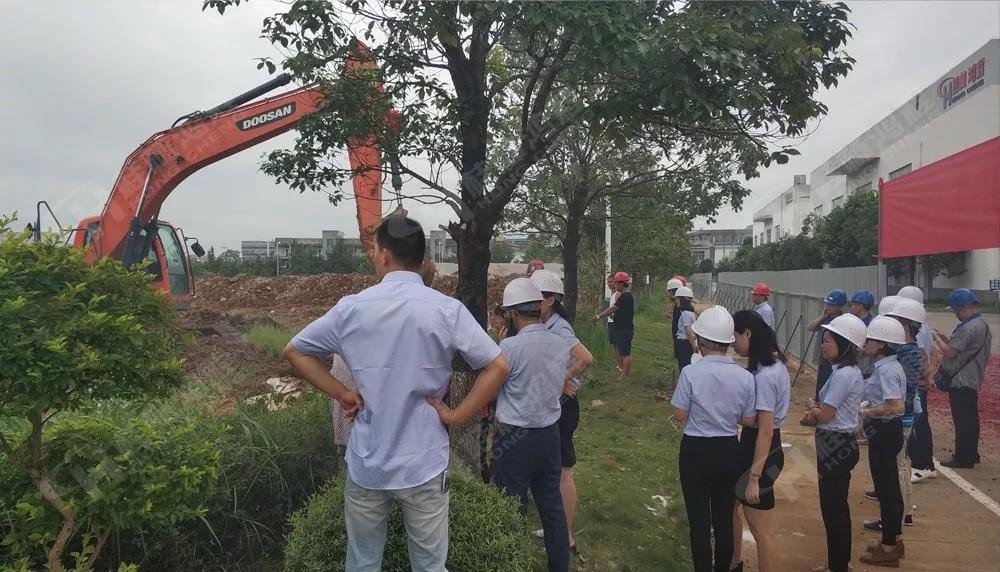 桂林鴻程機電設備有限公司廠區(qū)2#生產廠房開工大吉！
