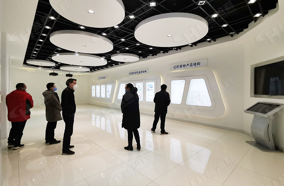 廣西桂林鴻程磨粉機董事長親自掛帥，帶領(lǐng)團隊奔赴西南市場，回訪新老客戶，齊拓市場，共創(chuàng)價值！